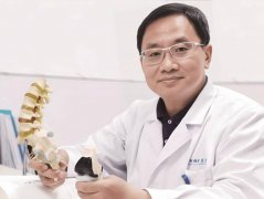 妙手回春！莆田福德醫(yī)院骨質疏松專家何向陽主任成功為七旬骨質疏松老人復位肩關節(jié)